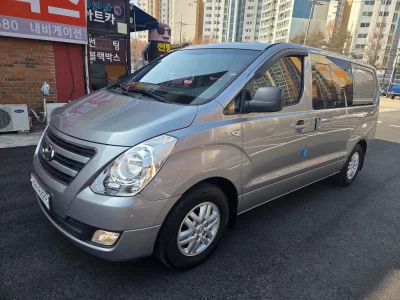 Hyundai Grand Starex