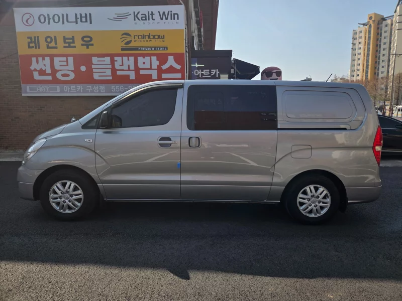 Hyundai Grand Starex