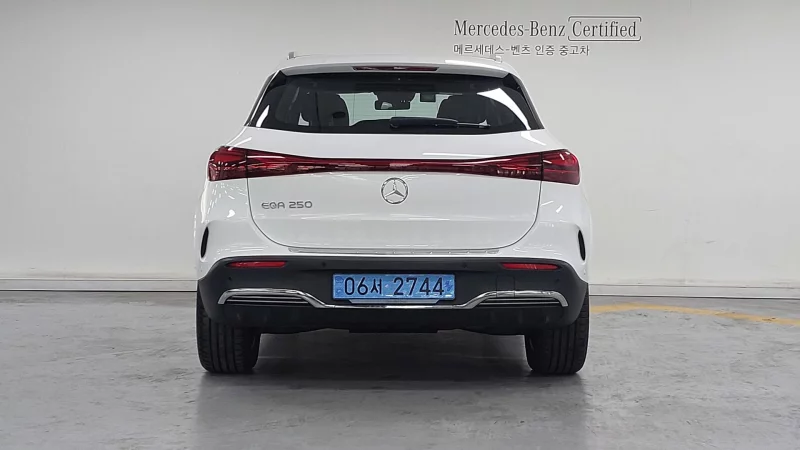 Mercedes-Benz EQA