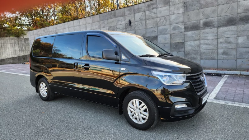 Hyundai Grand Starex