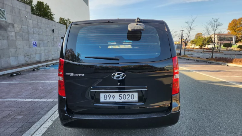 Hyundai Grand Starex