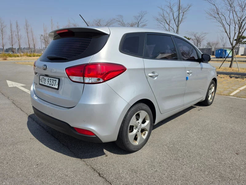 Kia Carens