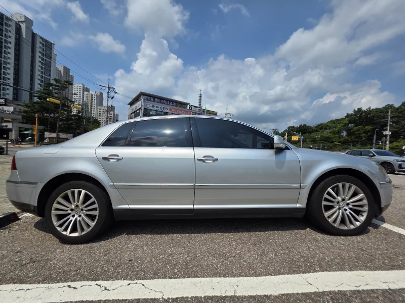 Volkswagen Phaeton
