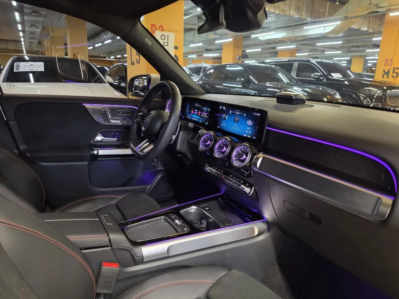 Mercedes-Benz GLB-Class