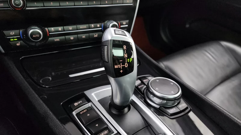 BMW 5-Series Gran Turismo