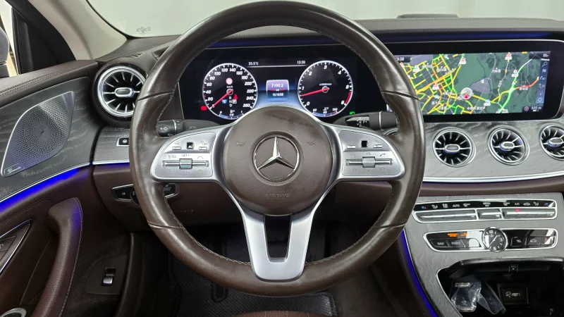 Mercedes-Benz CLS-Class