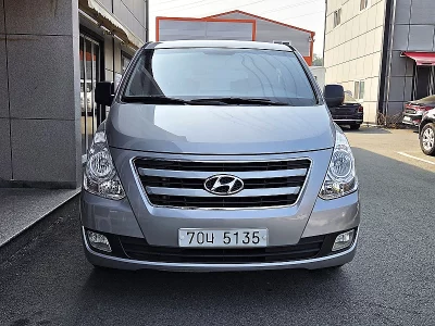 Hyundai Grand Starex