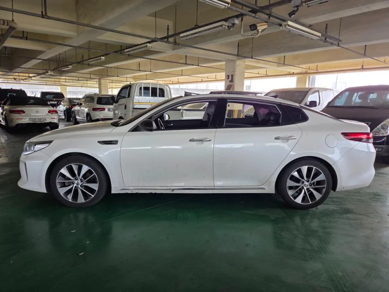 Kia K5