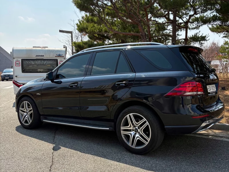 Mercedes-Benz M-class