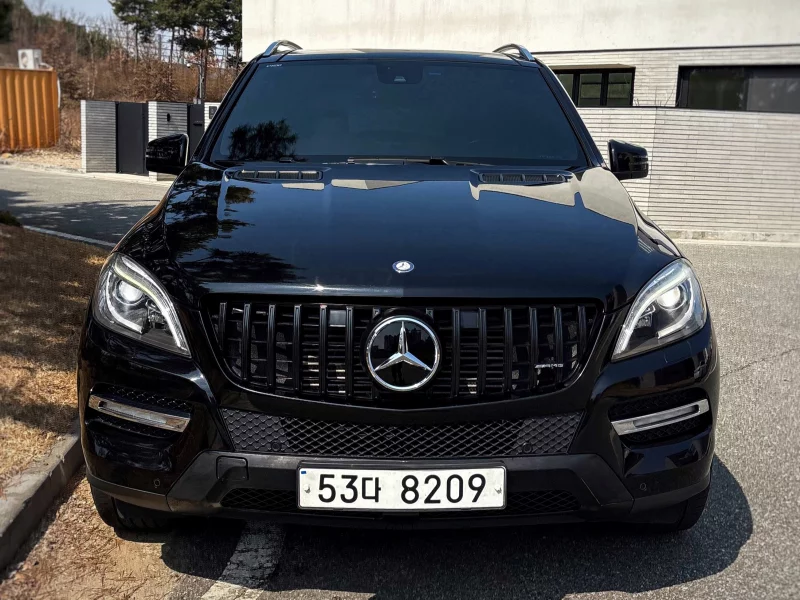 Mercedes-Benz M-class