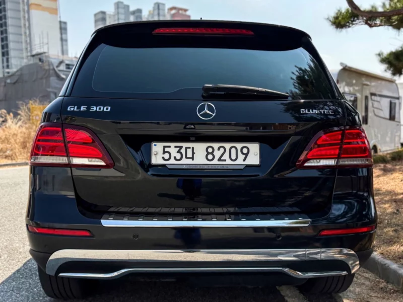 Mercedes-Benz M-class