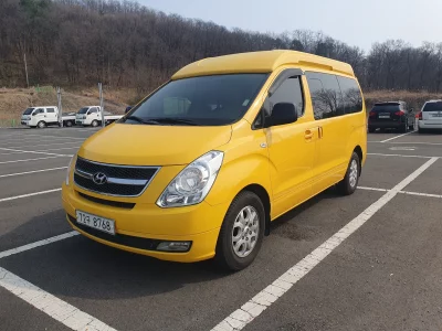 Hyundai Grand Starex