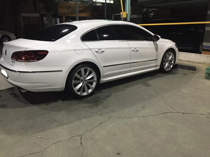 Volkswagen PASSAT CC
