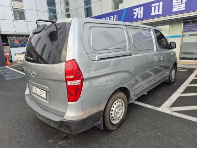 Hyundai Grand Starex