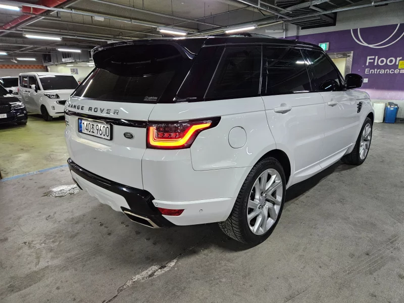 Land Rover RANGE ROVER SPORT