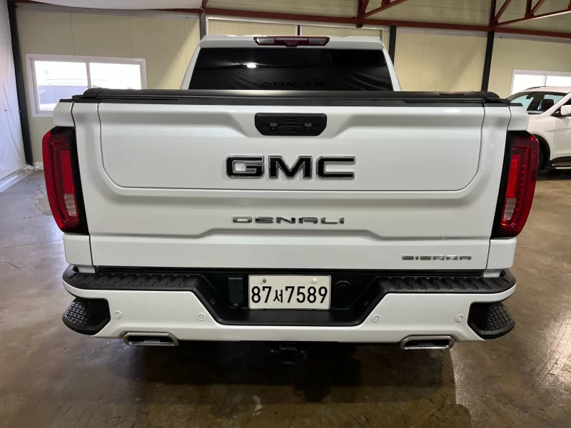 GMC SIERRA