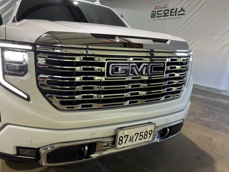GMC SIERRA