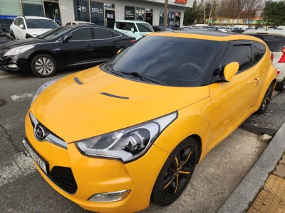 Hyundai Veloster