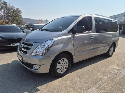 Hyundai Grand Starex
