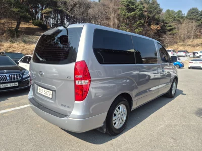 Hyundai Grand Starex