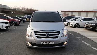Hyundai Grand Starex