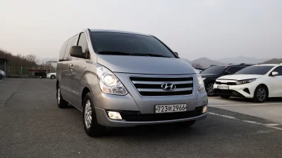Hyundai Grand Starex