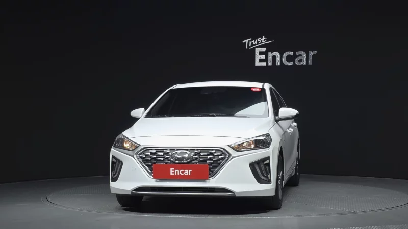 Hyundai Ioniq