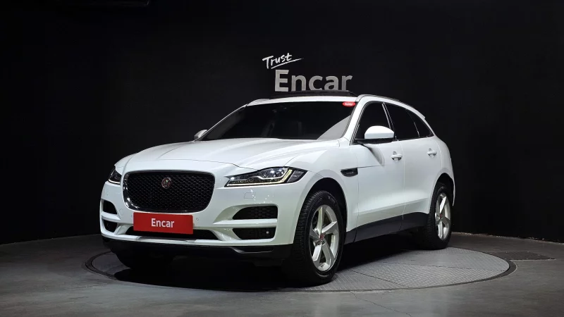 Jaguar F-PACE