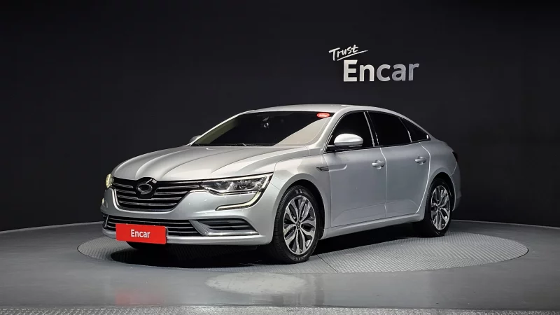 Renault SM6
