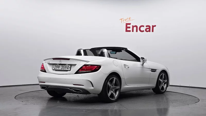 Mercedes-Benz SLC-Class