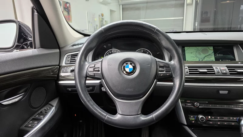 BMW 5-Series Gran Turismo