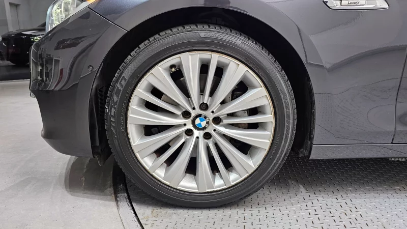 BMW 5-Series Gran Turismo