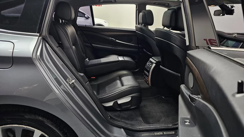 BMW 5-Series Gran Turismo