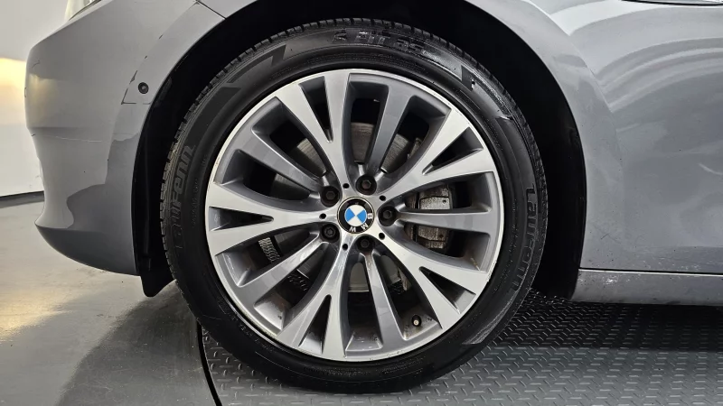 BMW 5-Series Gran Turismo