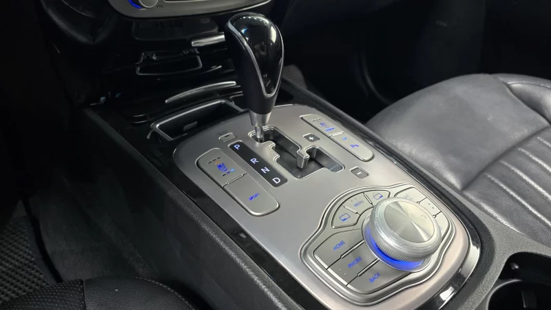 Hyundai Genesis