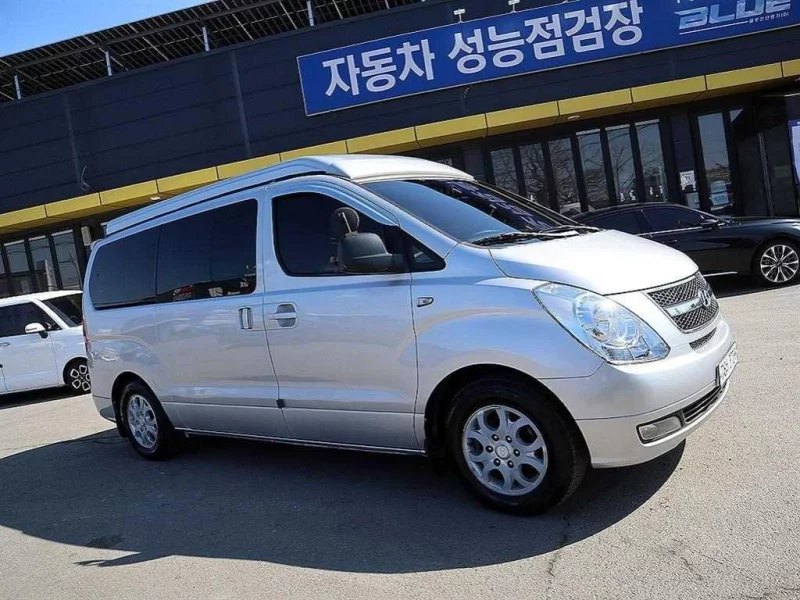 Hyundai Grand Starex