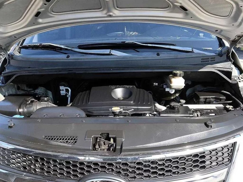 Hyundai Grand Starex