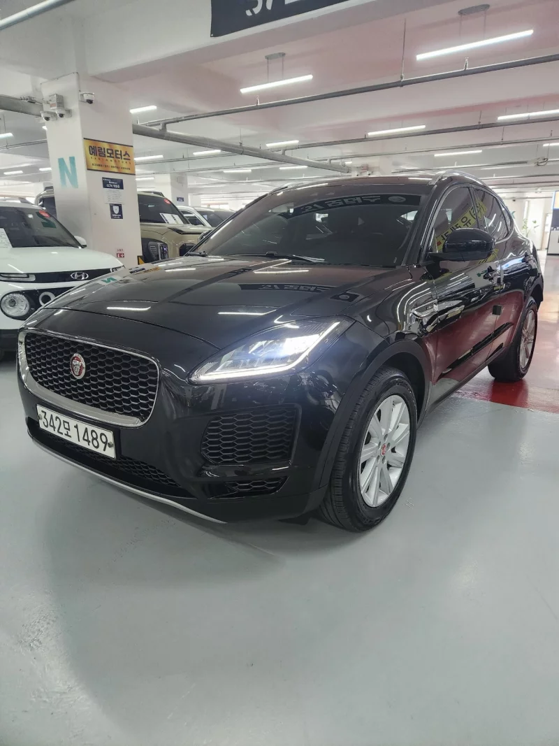 Jaguar E-PACE