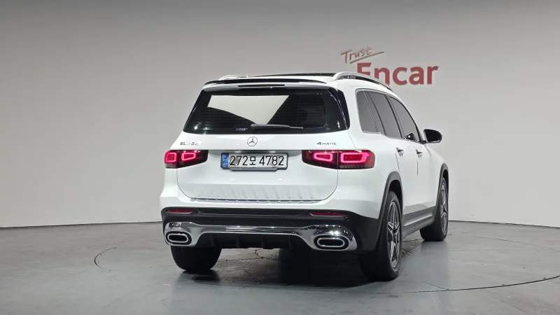 Mercedes-Benz GLB-Class