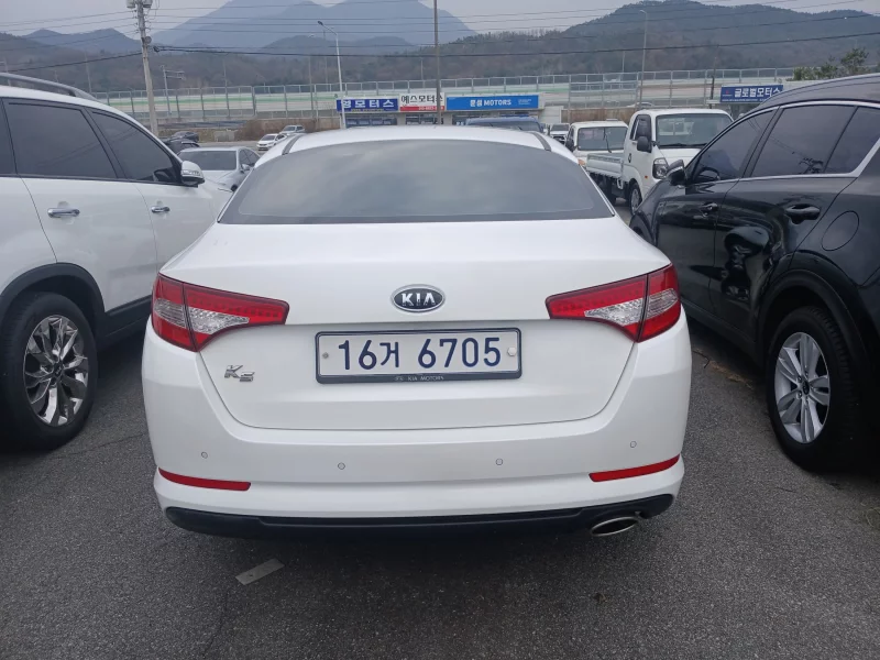 Kia K5