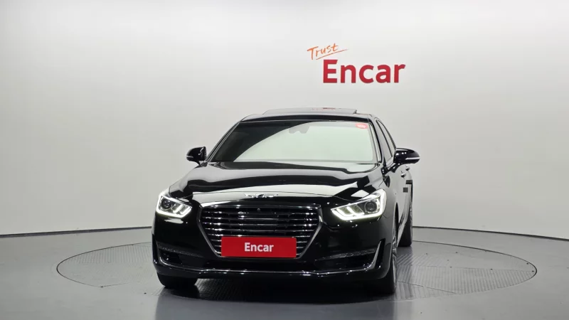 Genesis EQ900