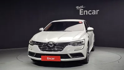 Renault SM6