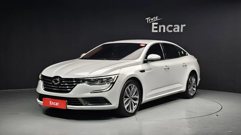 Renault SM6