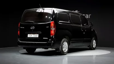 Hyundai Grand Starex