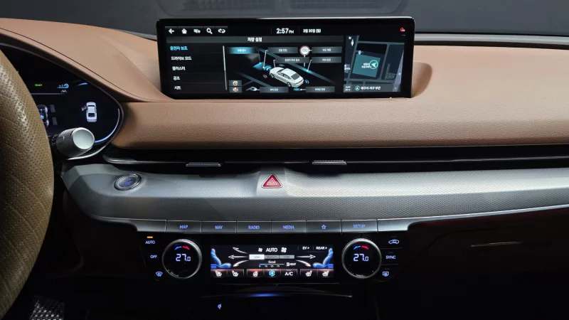 Genesis Electrified G80