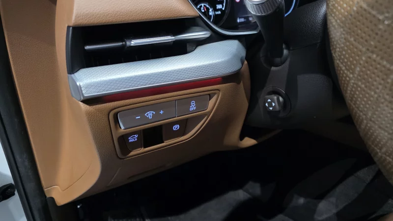 Genesis Electrified G80