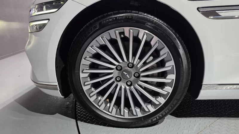 Genesis Electrified G80