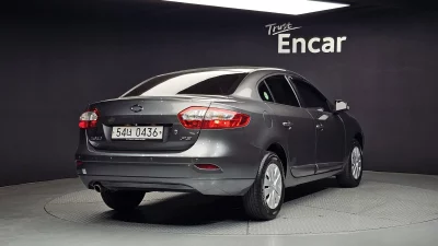 Renault SM3