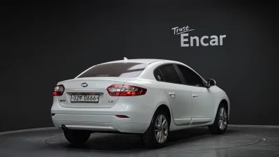 Renault SM3