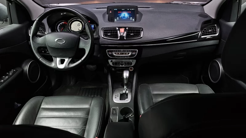 Renault SM3